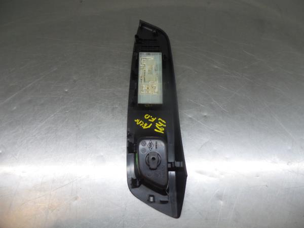 Mando / interruptor elevalunas delantero derecho NISSAN Micra V (K14) Imagem-1