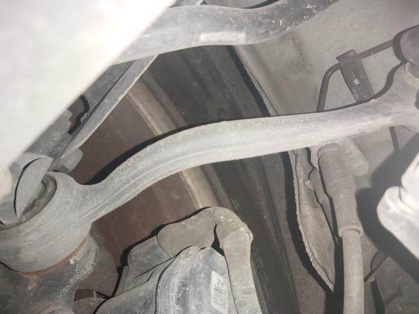 Braço de suspensão trás direito BMW X3 (F25)