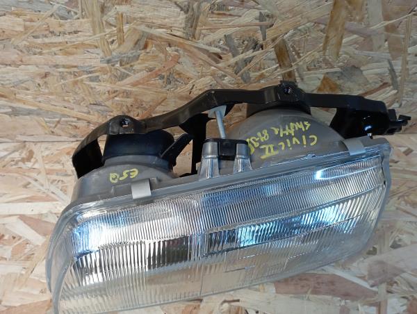 Óptica / faro Izquierdo HONDA Civic II Shuttle (EE_)
