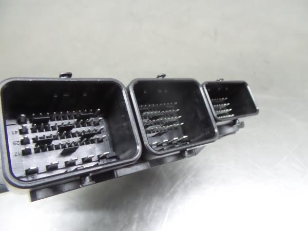 Centralina motor / ECU PEUGEOT Partner (K9) Imagem-2