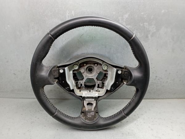 Volante NISSAN Juke (F15) Imagem-1