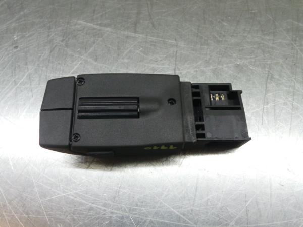 Manípulo do rádio DACIA Duster (HS_) Imagem-1