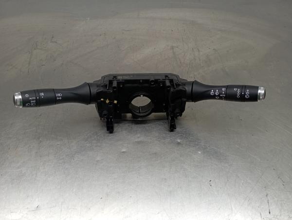 Mando de luces y limpia parabrisas RENAULT Clio V (BF_)