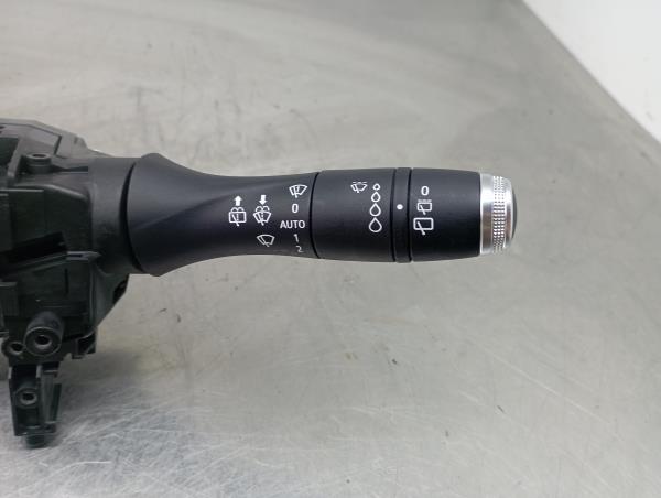 Mando de luces y limpia parabrisas RENAULT Clio V (BF_) Imagem-2