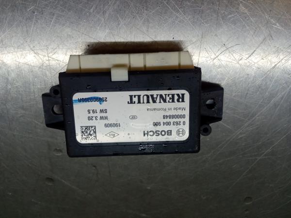 Módulo parking RENAULT Megane IV (B9A/M_)