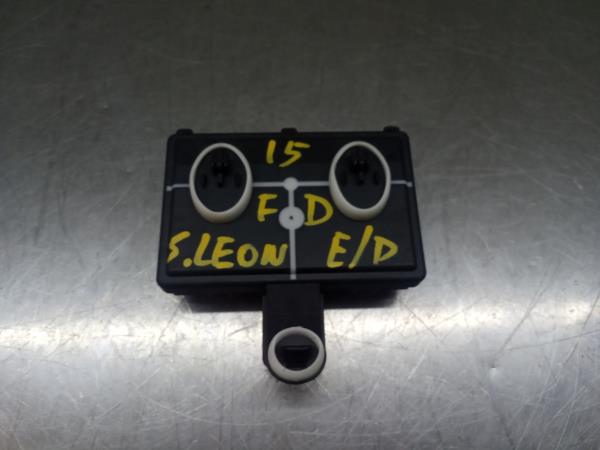 Right front Door Unit Module SEAT Leon (5F1)