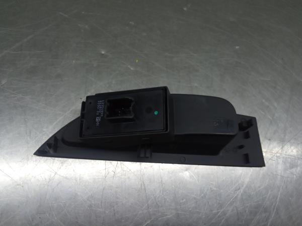 Right Rear window control OPEL Astra J Imagem-2