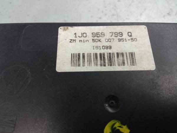 Comfort Unit Module VOLKSWAGEN Golf IV (1J1) Imagem-4