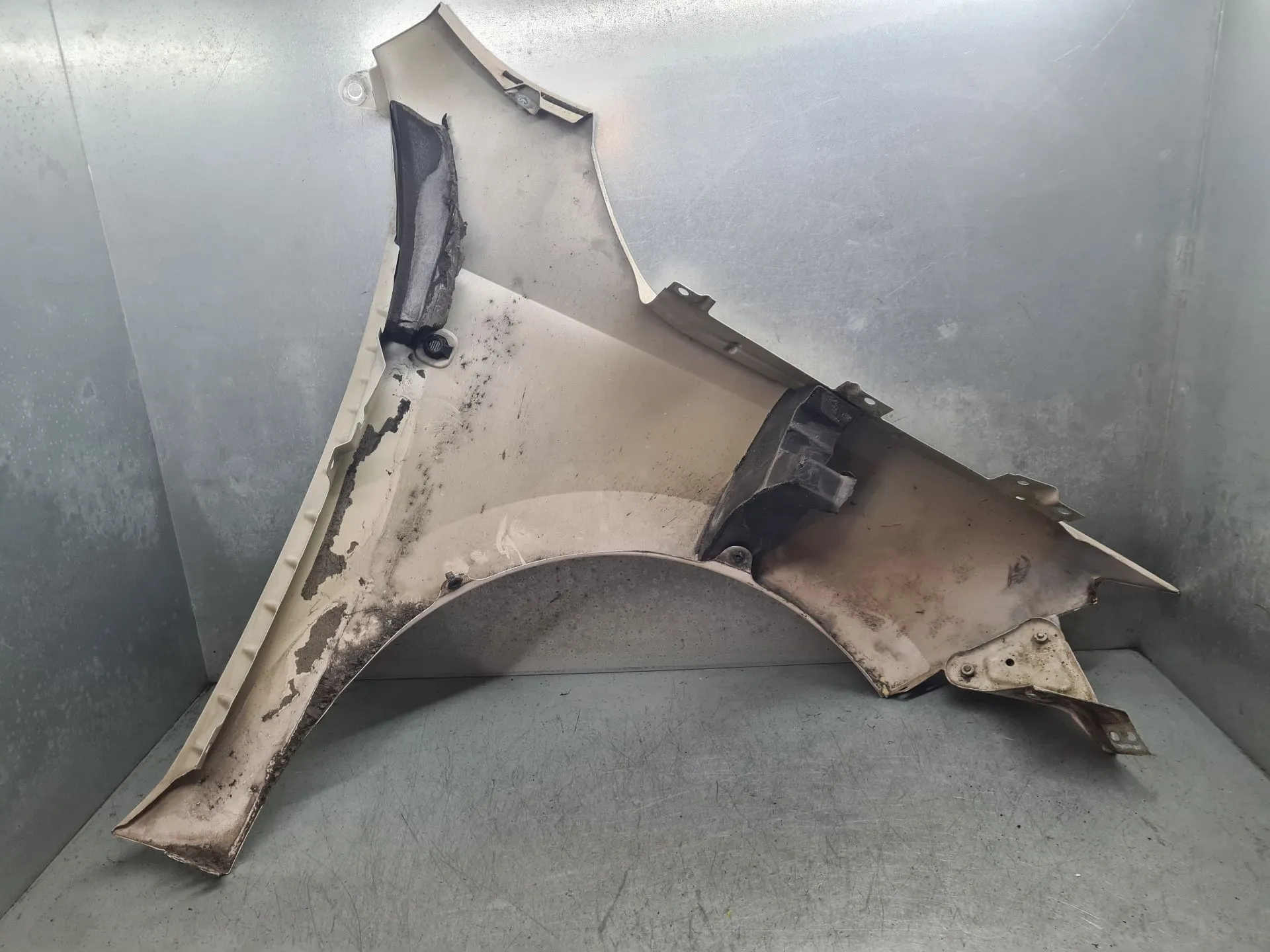 Parafango sinistro SEAT Toledo IV (KG3) Imagem-4