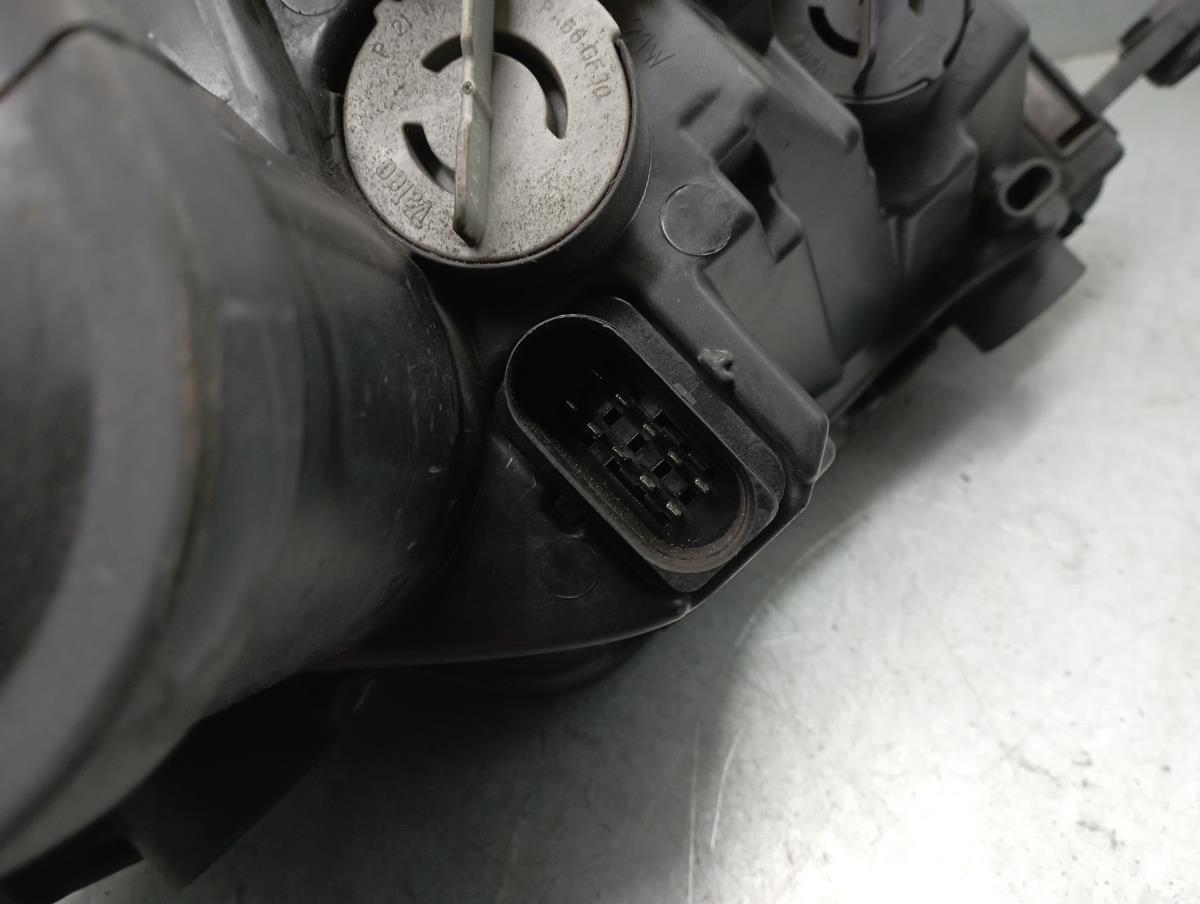 Óptica / faro Izquierdo SEAT Toledo IV (KG3) Imagem-4