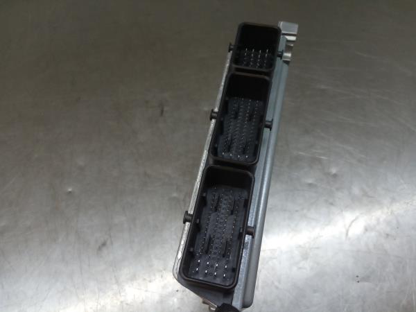 Centralina motor / ECU RENAULT Captur (J5_) Imagem-2