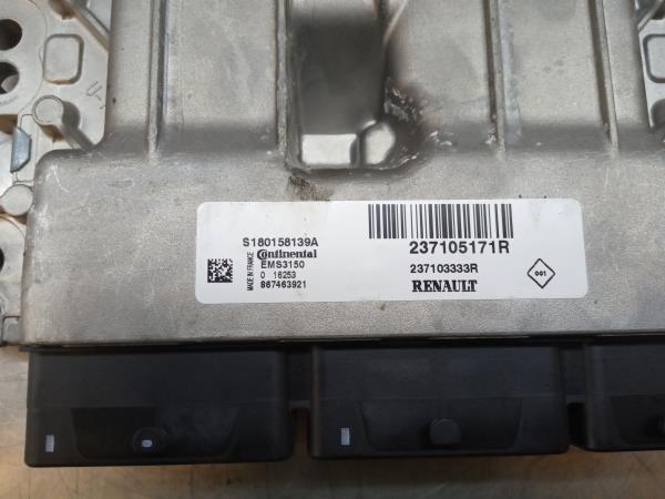 Centralina motor / ECU RENAULT Captur (J5_) Imagem-3