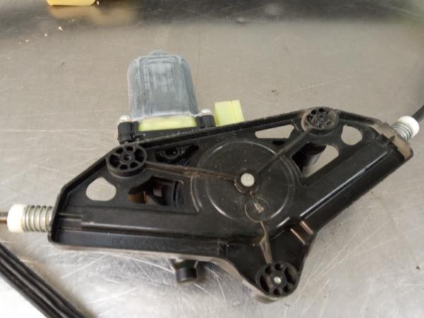 Lève-vitre avant gauche SKODA Octavia III Break (5E5) Imagem-1