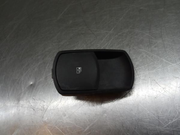 Mando / interruptor elevalunas delantero derecho OPEL Corsa E