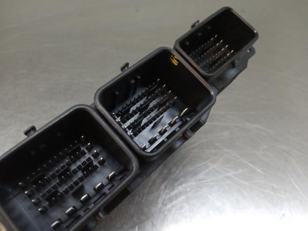 Centralina motor / ECU PEUGEOT 208 Imagem-2