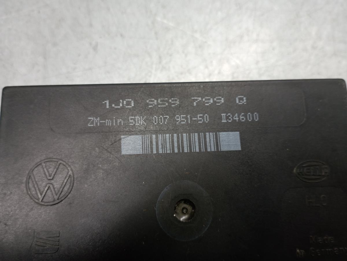 Centralina do fecho central VOLKSWAGEN Golf IV (1J1) Imagem-3