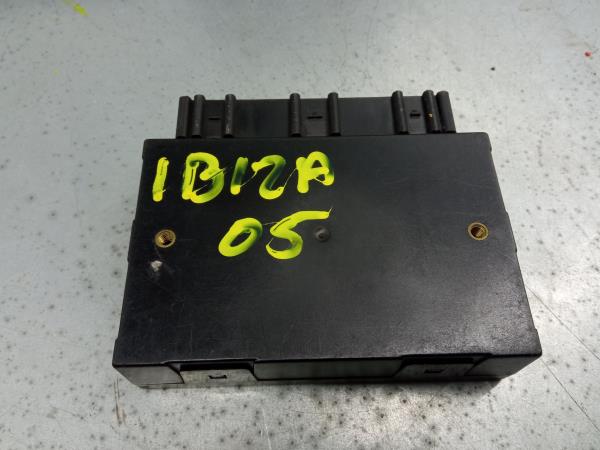 Centralina do fecho central SEAT Ibiza III (6L1)
