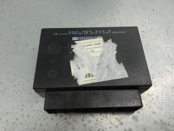 Centralina do fecho central SEAT Ibiza III (6L1) Imagem-1