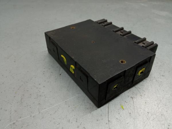 Centralina do fecho central SEAT Ibiza III (6L1) Imagem-1