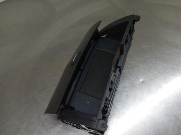 Display / ecrã de informações MERCEDES-BENZ Classe C (W204) Imagem-1