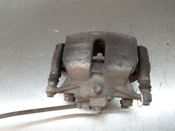 Pinça travão / maxila de travão frente esquerda AUDI Q2 (GA)