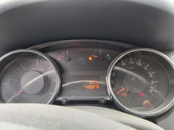 Instrument cluster PEUGEOT 5008 I (0U_, 0E_) Imagem-5
