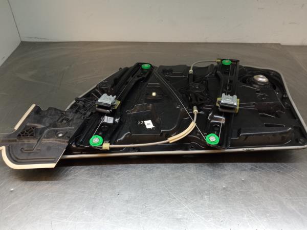 Elevador vidros frente esquerdo MERCEDES-BENZ GLA (X156)