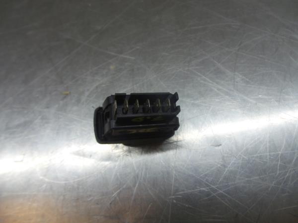 Mando / interruptor elevalunas delantero derecho RENAULT Megane I Coupé (DA0/1_) Imagem-1