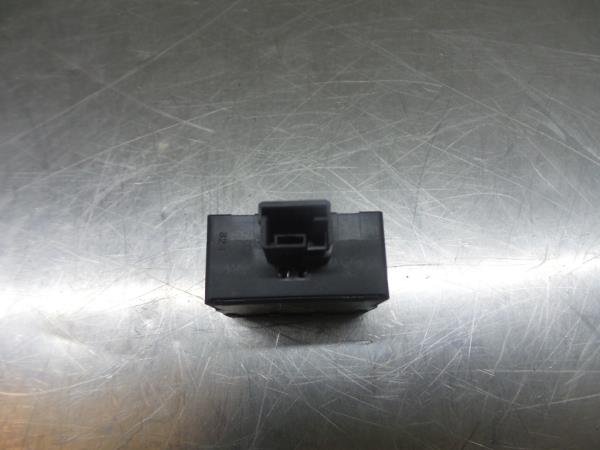 Commande / interrupteur multifonctions PEUGEOT Partner II Imagem-1