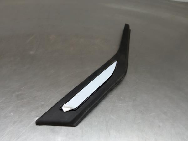 Modanatura pannello sinistro RENAULT Captur II Imagem-1