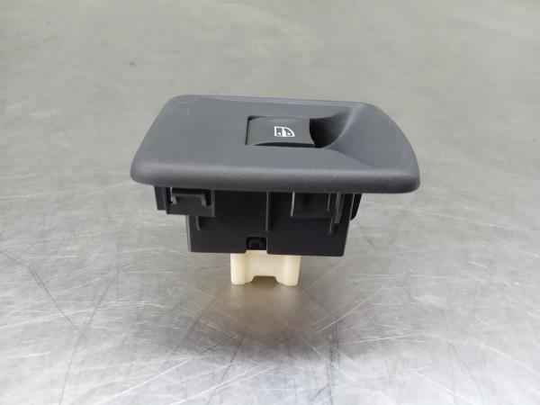 Mando / interruptor elevalunas delantero derecho RENAULT Kangoo (KW0/1_) Imagem-1