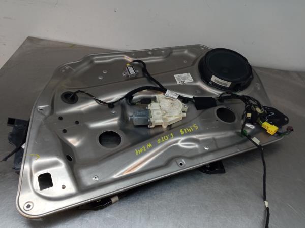 Lève-vitre avant Droite MERCEDES-BENZ Classe C (W204)