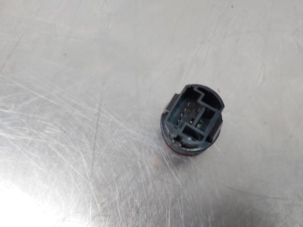 Mando / interruptor multifunción RENAULT Clio IV (BH_) Imagem-1