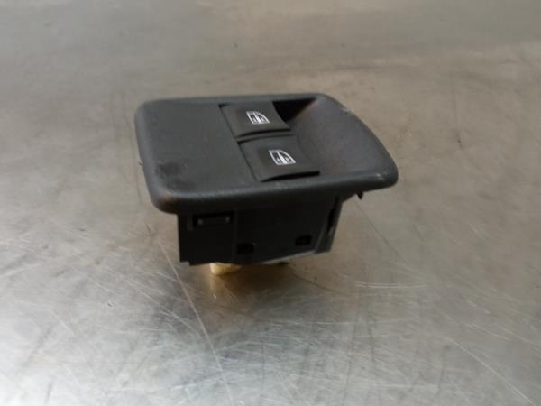 Left Front window control SMART ForFour (453) Imagem-1
