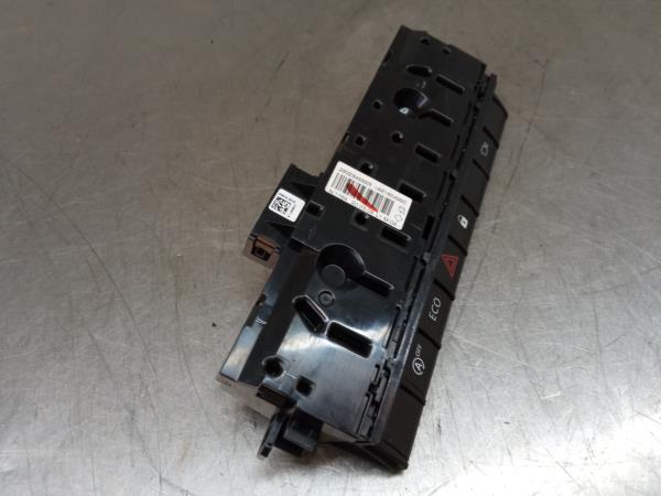 Pulsanti luci di emergenza RENAULT Captur II Imagem-1