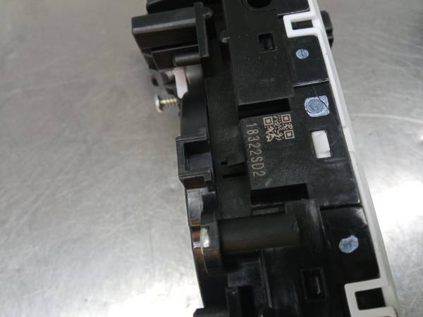 Mando de luces y limpia parabrisas RENAULT Kadjar (HA_, HL_) Imagem-5