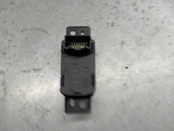 Botão / interruptor travão de parque RENAULT Kadjar (HA_, HL_) Imagem-2