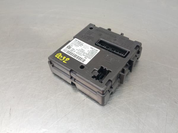 Modulo / Centralina comfort RENAULT Captur II Imagem-3