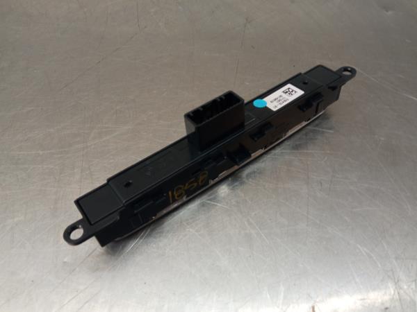 Comando multifunzione RENAULT Megane IV (B9A/M_) Imagem-2