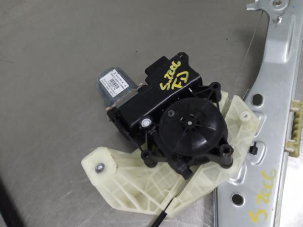 Elevador vidros frente direito CITROËN C4 Cactus Imagem-1