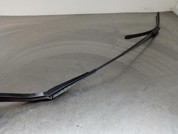 Brazo de limpiaparabrisas delantero derecho RENAULT Trafic III (FG_) Imagem-1