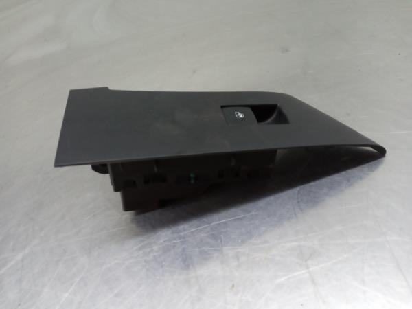 Mando / interruptor elevalunas delantero derecho OPEL Astra J Imagem-1