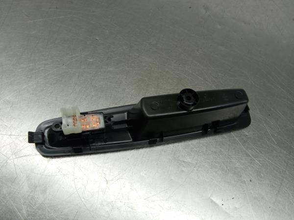 Comando / botão / interruptor vidros trás esquerdo RENAULT Kadjar (HA_, HL_) Imagem-1