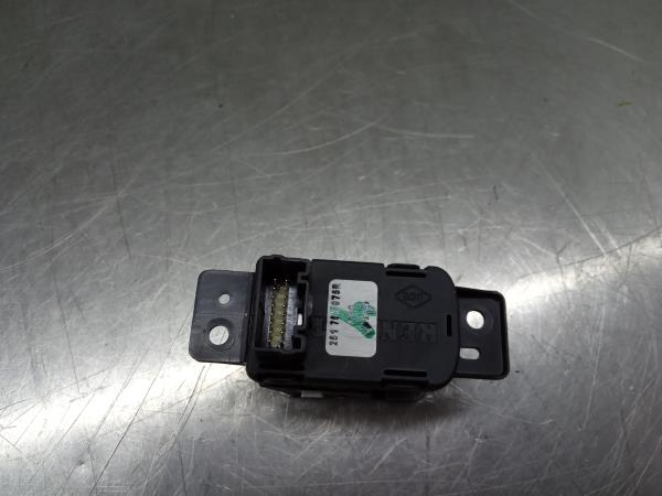 Botão / interruptor travão de parque RENAULT Captur II Imagem-1