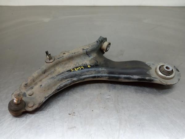 Braccio di sospensione anteriore sinistro RENAULT Kangoo (KW0/1_)