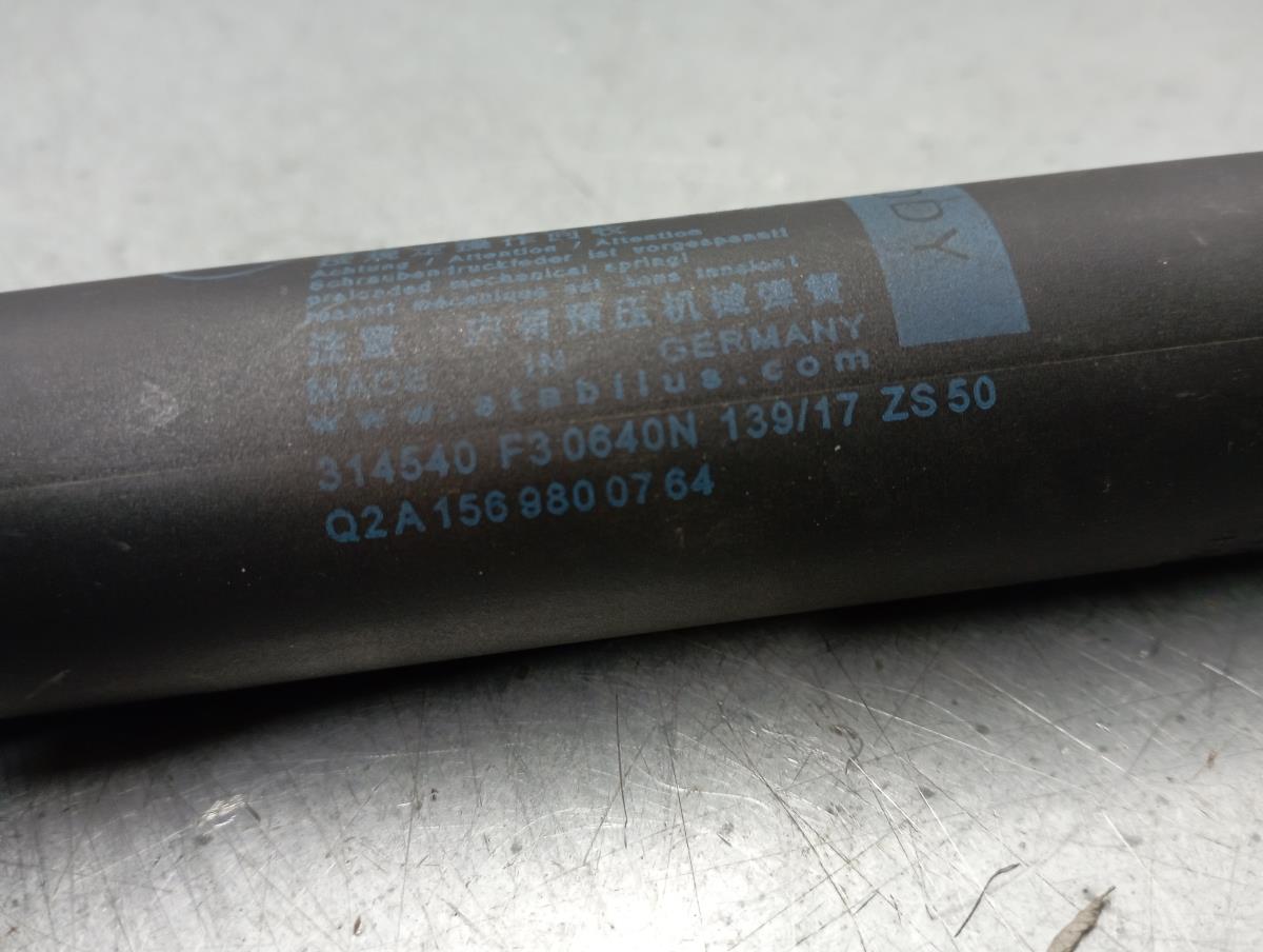 Amortecedor da mala MERCEDES-BENZ GLA (X156) Imagem-1