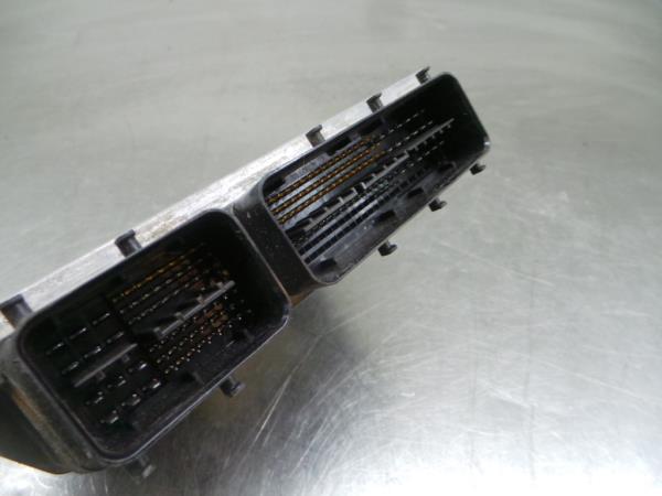 Centralina motor / ECU TOYOTA Auris Hatchback (_E15_) Imagem-2