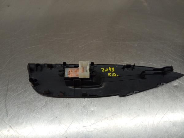 Mando / interruptor elevalunas delantero derecho NISSAN X-Trail (T32) Imagem-1