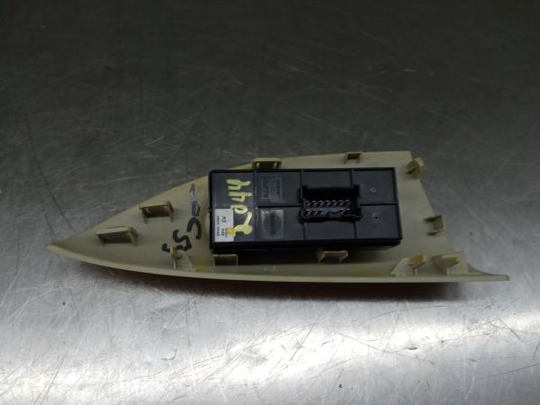 Mando / interruptor elevalunas delantero derecho NISSAN Juke (F15) Imagem-1
