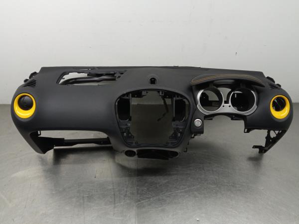 Dashboard NISSAN Juke (F15)